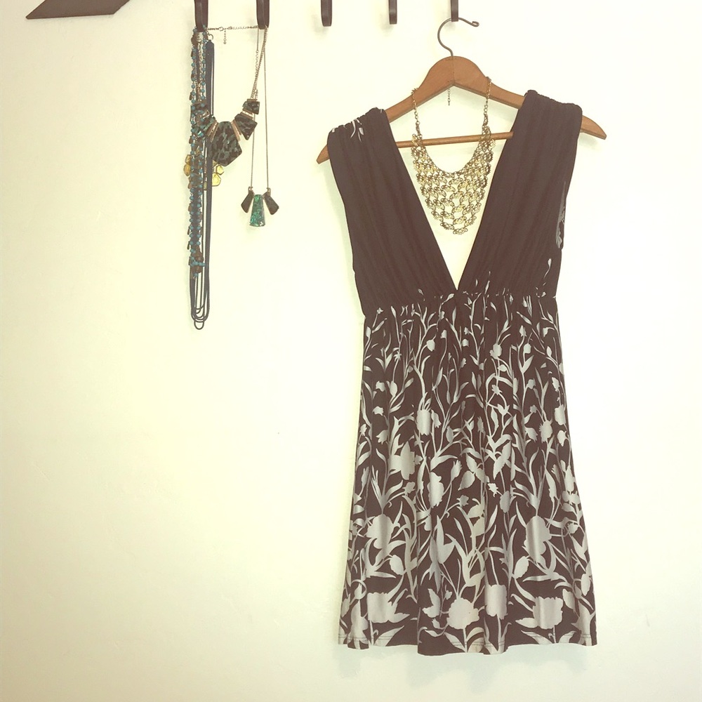 V-necks and Vines top